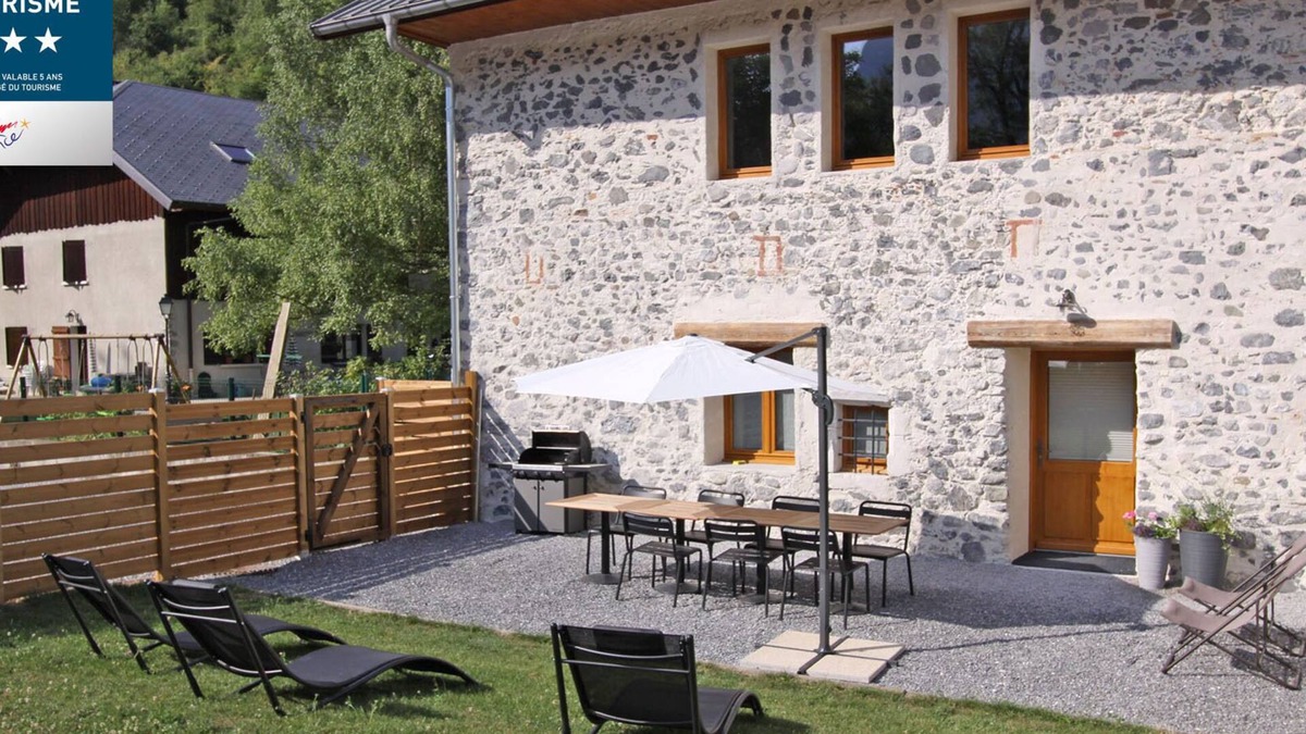 Faverges-Seythenex House | BETWEEN LAKE AND MOUNTAINS: Côté Montagnes - Rental ★ near Lake Annecy