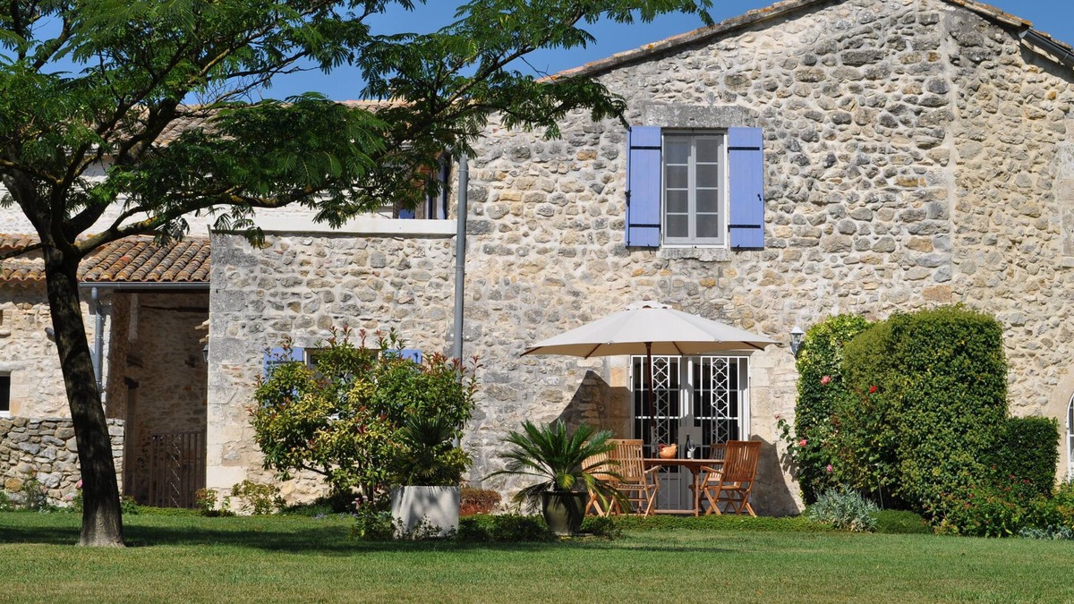 Lussan House | BETWEEN PROVENCE AND ARDECHE GUEST HOUSE AT MAS CHAZEL NEAR UZES AND NÎMES