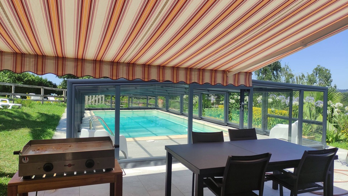 Itxassou Apartment | Between sea and mountains 3-star gîte 54m², swimming pool, garden