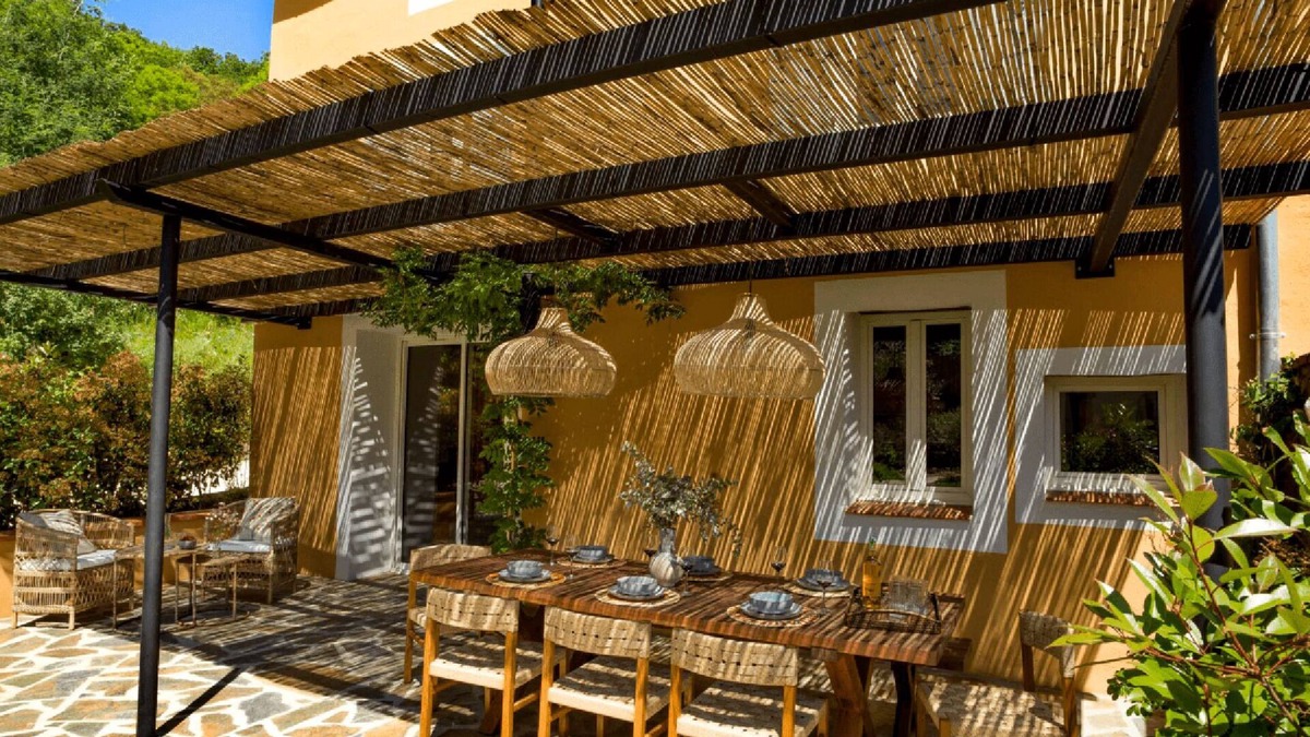 Montbolo House | Between the mountains and the sea, a profound and eco-chic nature experience in