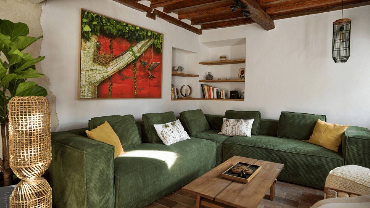Montbolo House | Between the mountains and the sea, a profound and eco-chic nature experience in