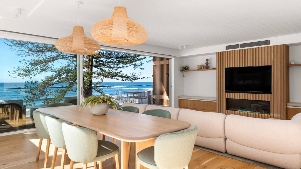 Newport House | Between the Pines by TCC