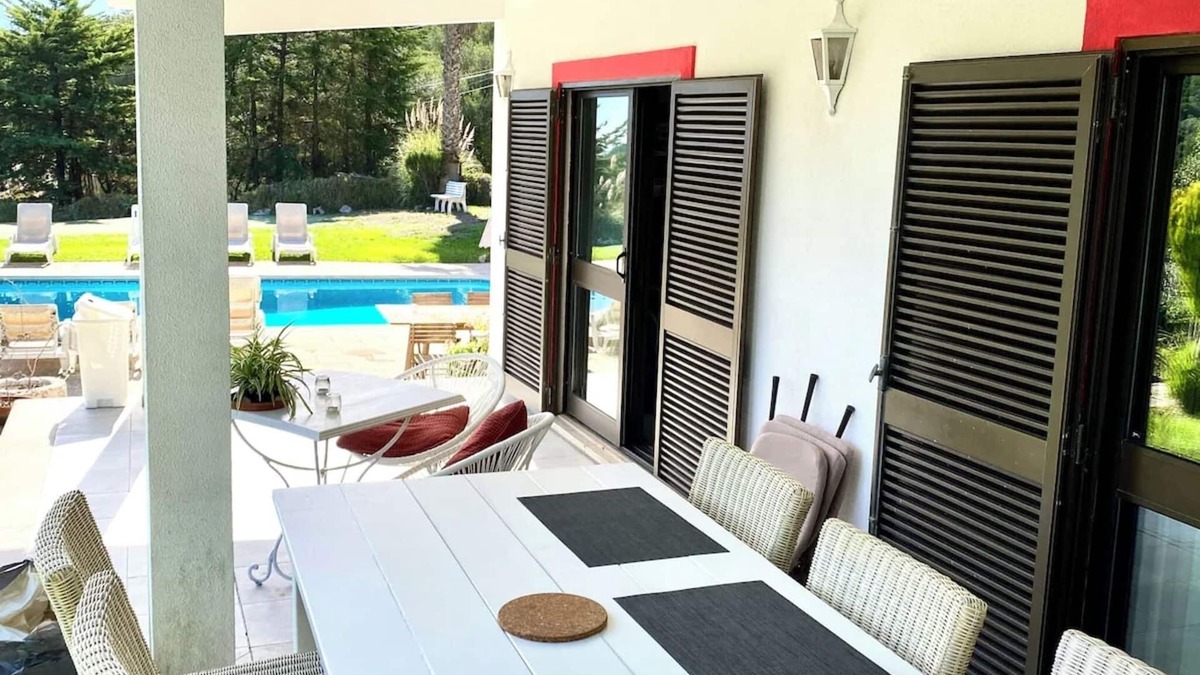 Zambujal Cottage | Between the sea and the mountains