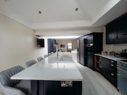 Beverley House | Beverley Town Centre luxury cottage