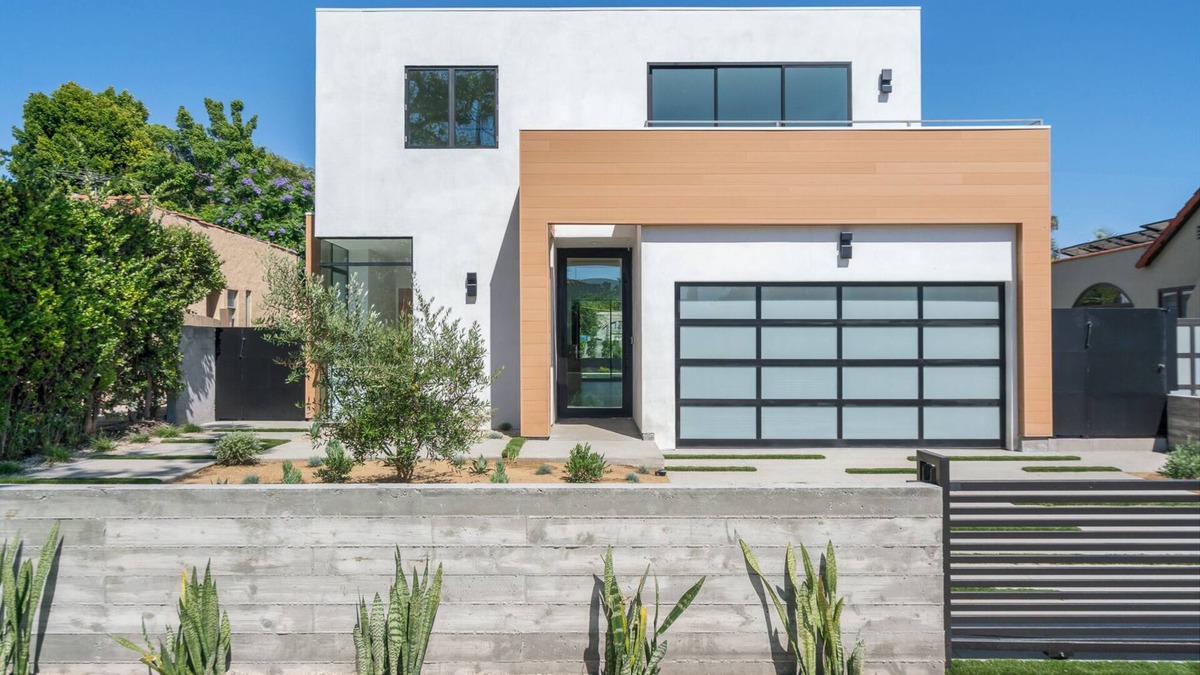 Beverly Grove House | Beverly Hills West Hollywood Ultra Luxury New 4-bedroom house W/Pool & Hot Tub