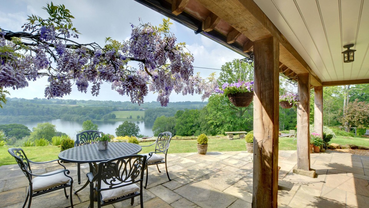 Wadhurst House | Bewl Water View - One Bedroom House, Sleeps 2