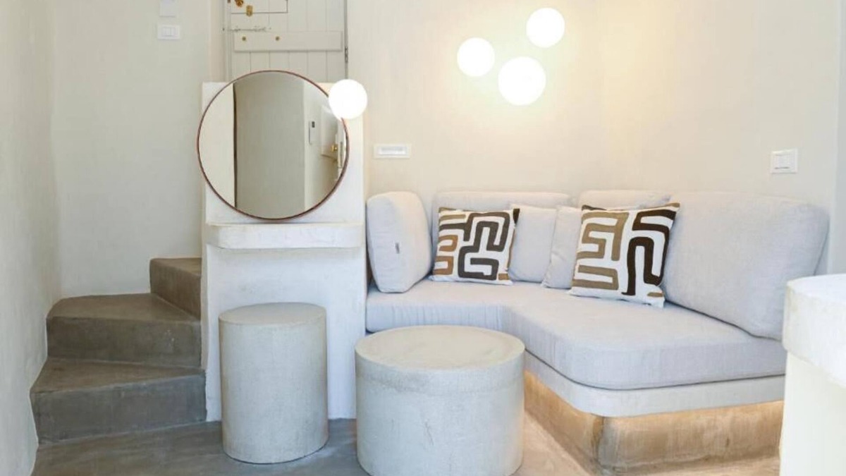 Vothon Apartment | BH073 - C - Suite Santorini