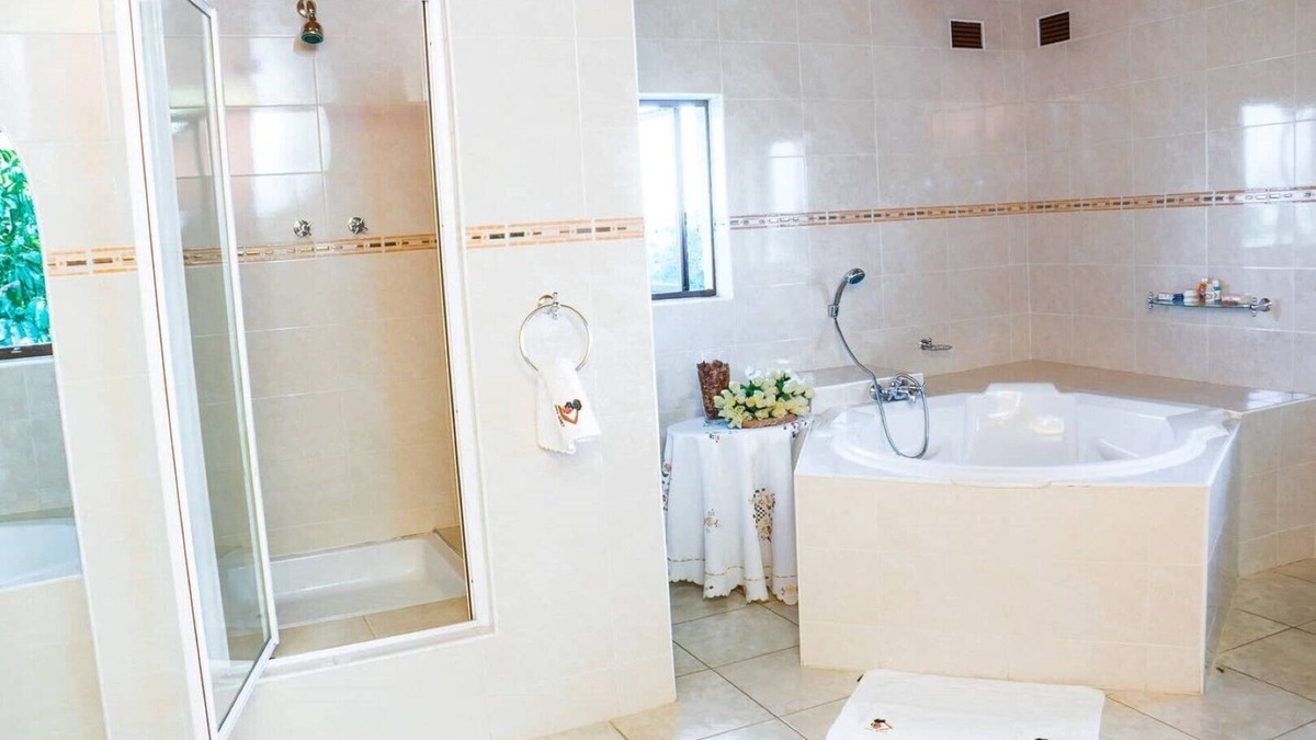Bulawayo Bed & Breakfast | Bhimi Getaway Guest House