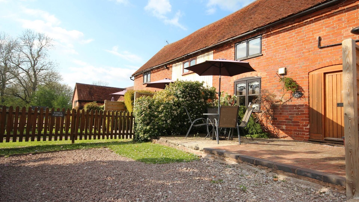 Little Witcombe House | Bianca Cottage - Whitley Elm Cottages - 2 bedroom cottage Sleeps 4 - 6 + cot