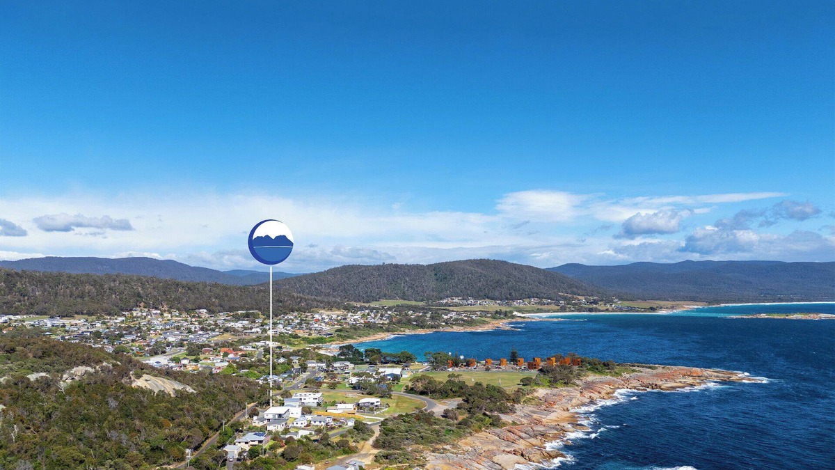 Bicheno Apartment | Bicheno Ocean Views Apt 2 - Freycinet Holiday Houses