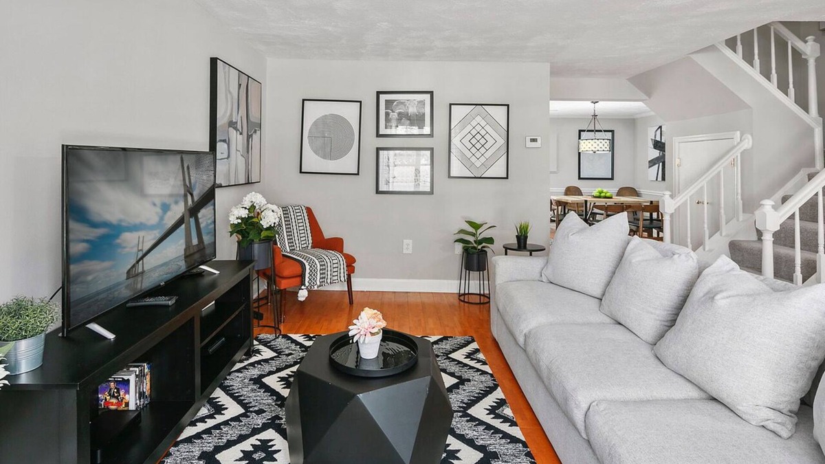 Countryside House | BickelBella: Private Yard & Near DC
