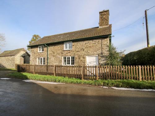 Newcastle-on-Clun House | Bicton Cottage