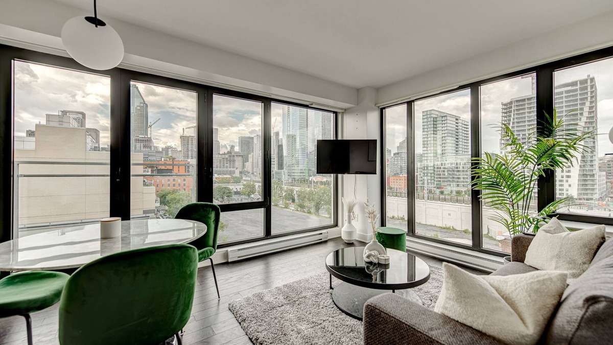 Griffintown Apartment | Bienvenue Dans Notre Appartement Lumineux en Plein Cœur du Centre-ville !