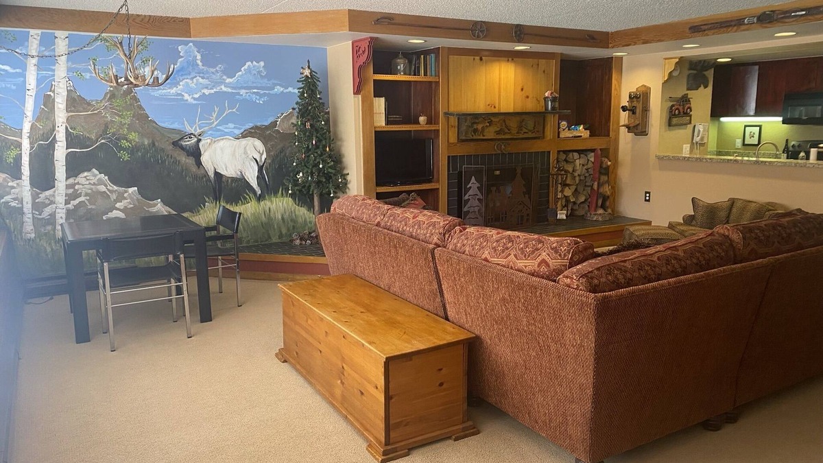 Lakeside Village Condo | Big 2bd/2ba 5 beds, free parking, close to ski lift, New to VRBO, 4.85 *rating
