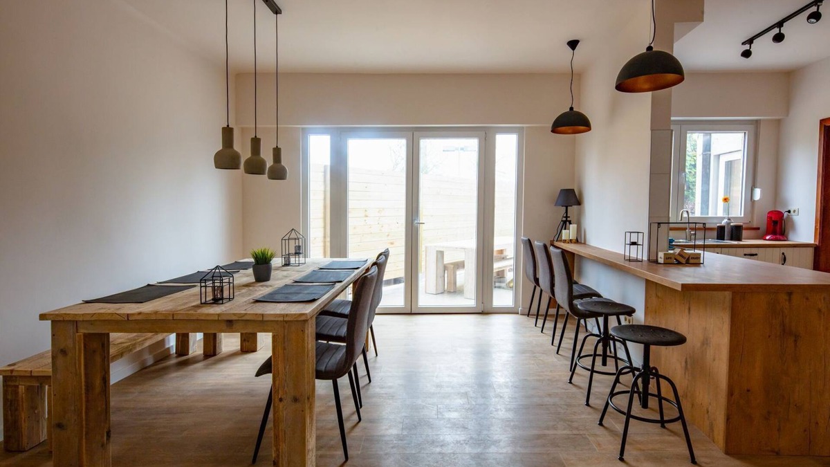 Assebroek House | Big Baron Holiday Home Bruges - Free parking
