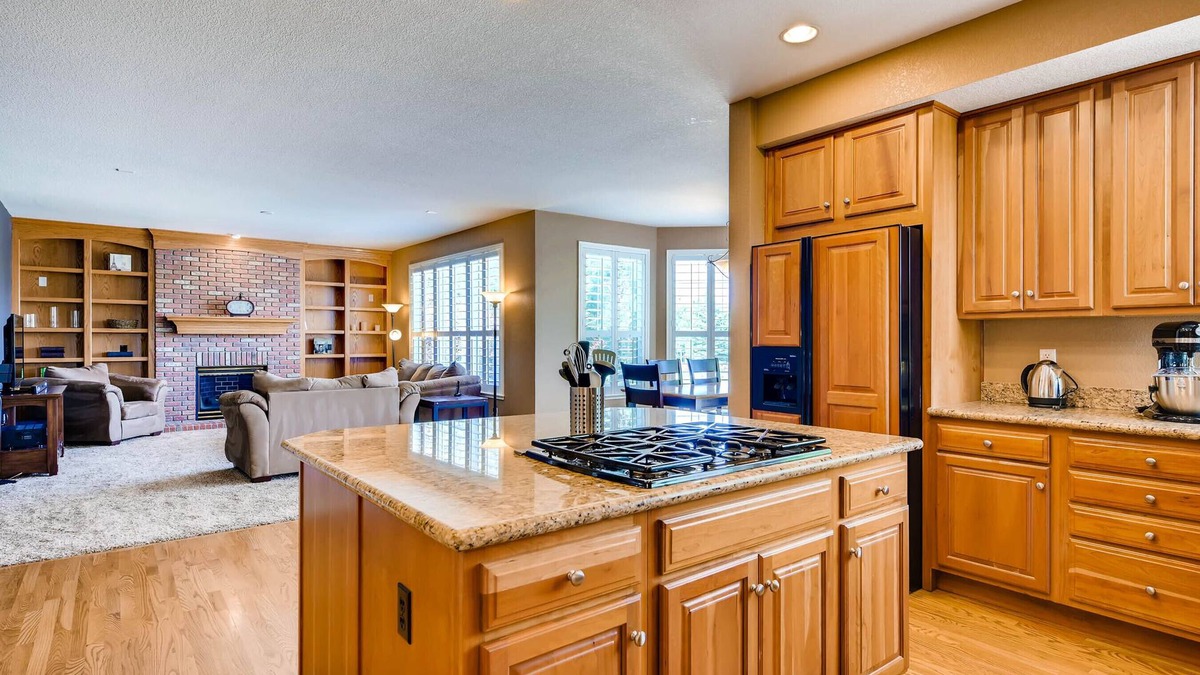 Westridge House | Big, beautiful 5 bedroom house in Highlands Ranch, CO