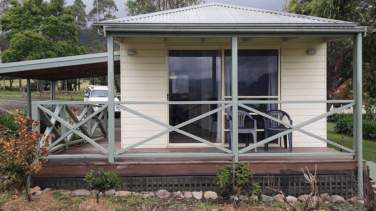 Kangaroo Valley Cabin | Big Bell Farm Cabin 1