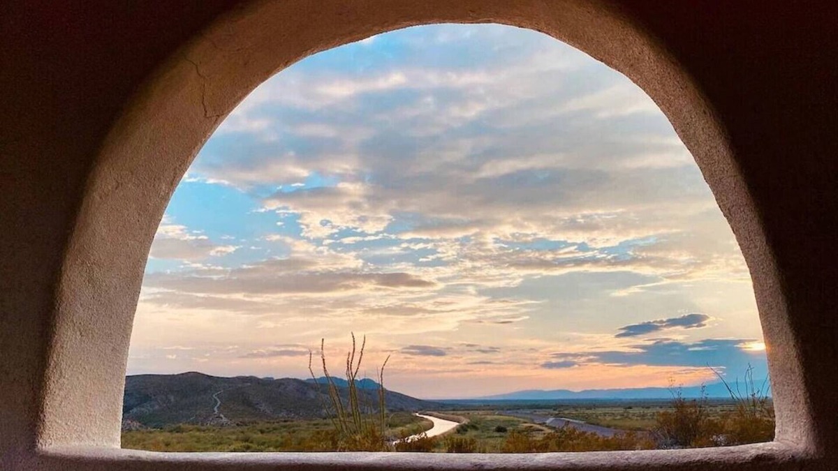 Redford House | Big Bend Adobe Paradise - La Centinela