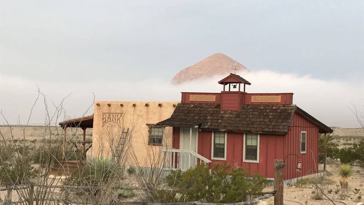 Study Butte-Terlingua Cabin | Big Bend Lodging at Ten Bits Ranch | Room #2 (The School House)