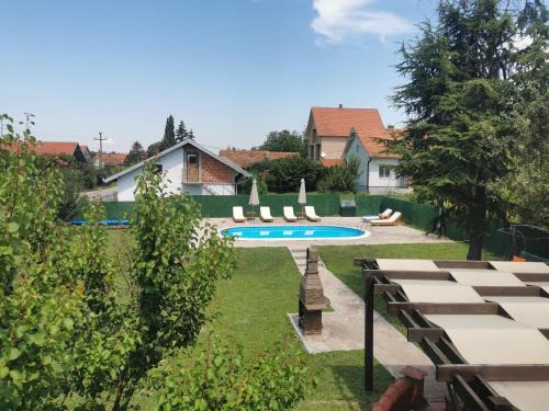 Central Serbia House | Big Borak