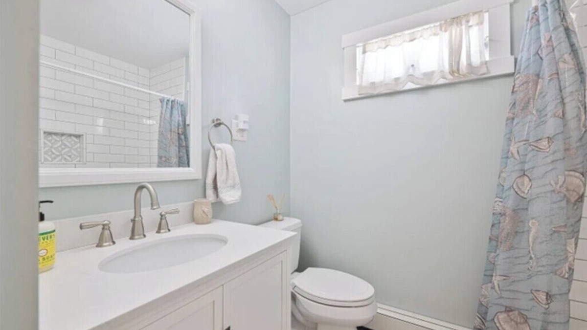 West Cape May Cottage | Big Bungalow - Spacious Comfort Awaits!