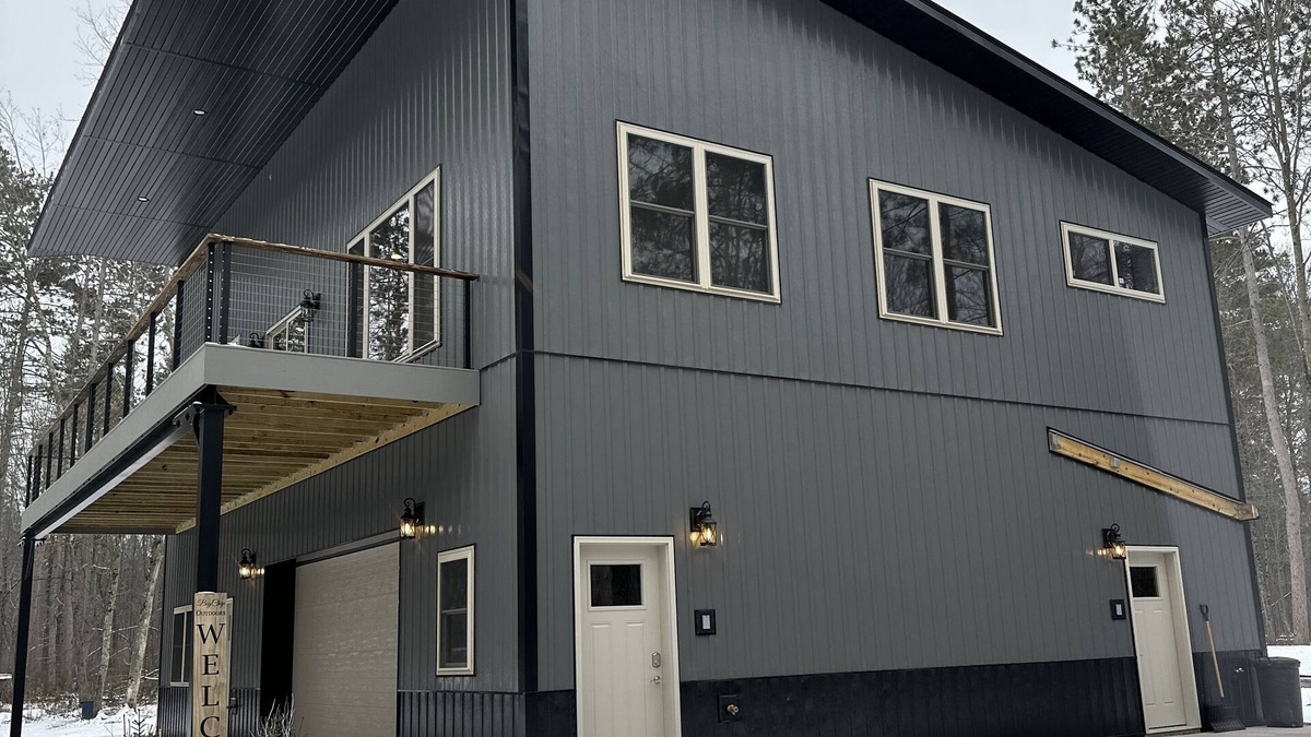 Hayward Cabin | Big Chip - 1 is in the heart of the Chippewa Flowage 20 minutes from Hayward, WI