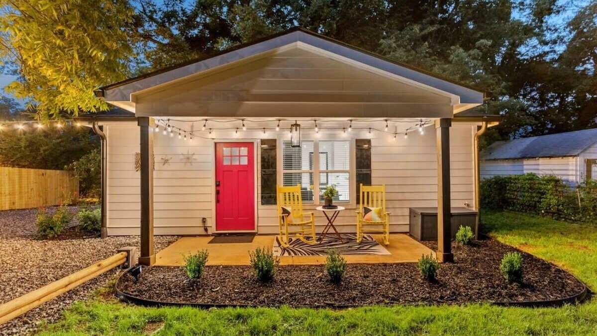 East Side House | Big City Casita | Bright & Airy in Hip ATL Area