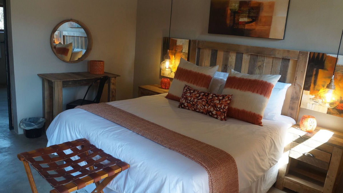 Hoedspruit Ski Chalet | Big Game Camp in Private Reserve in Greater Kruger Area