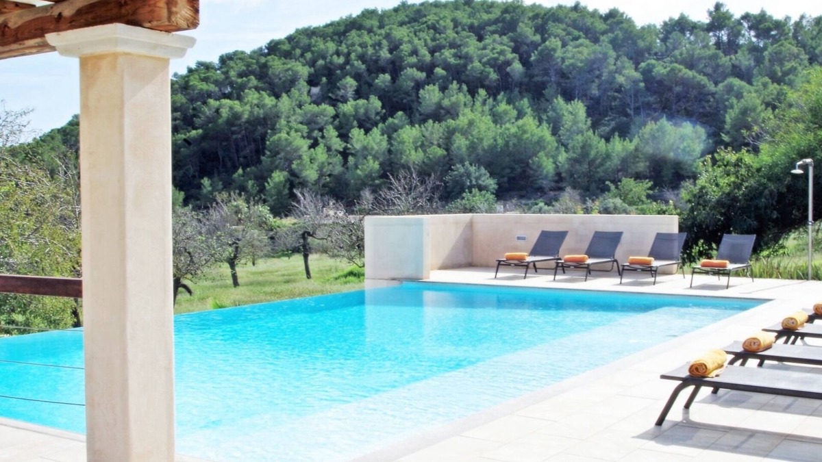 Sant Josep de sa Talaia House | Big Holiday Villa, comfortable for big groups of families or friends