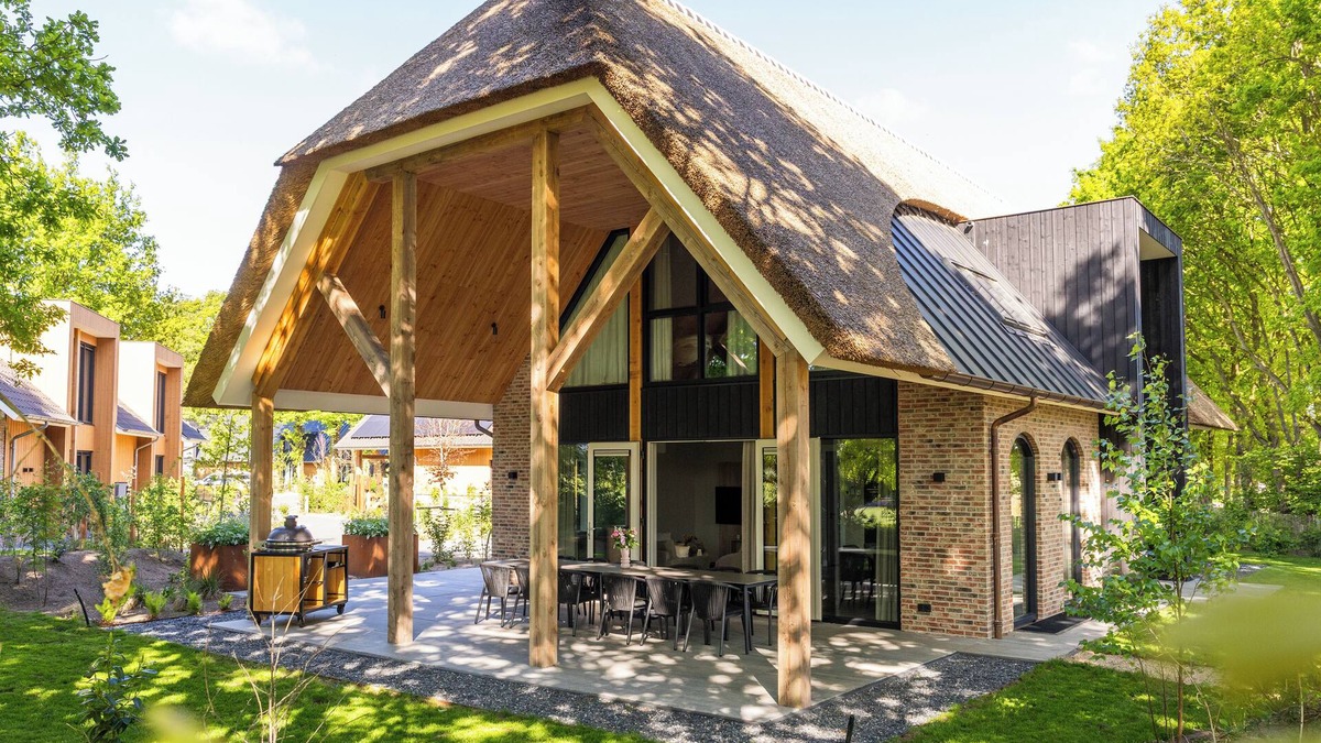 Municipality of Ede House | Big on luxury, made to relax – spa, 5 bedrooms, room for 12 guests.