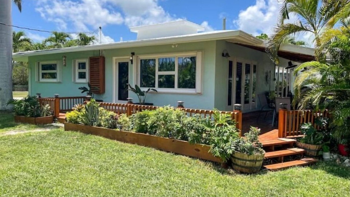 Port Pine Heights House | Big Pine Waterfront Getaway
