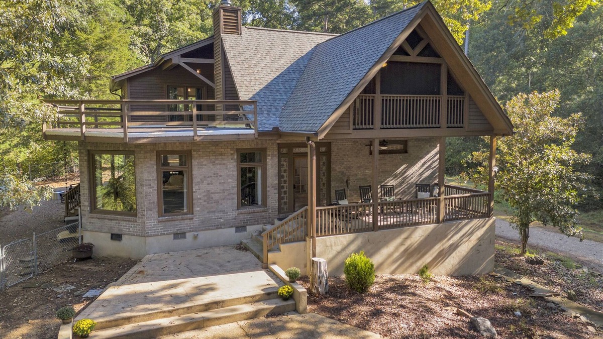 Cabarrus County House | Big Sam's Riverside Retreat