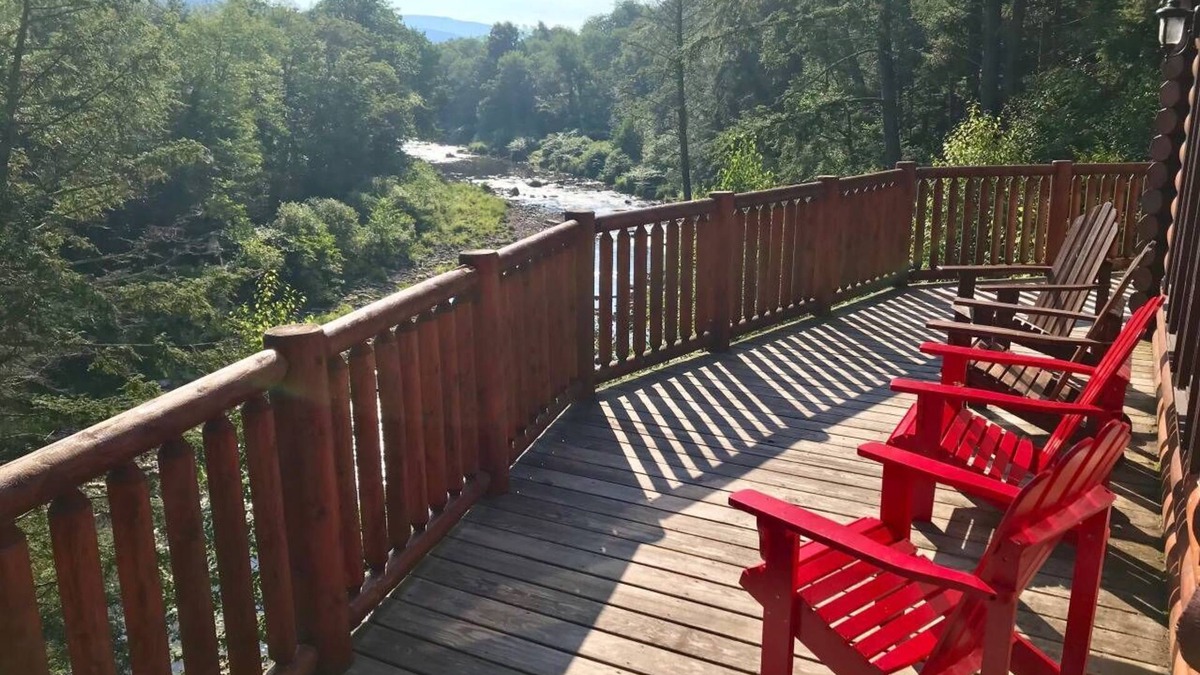 Hunter House | Big Timber Lodge - Hunter Mountain's Best Getaway!