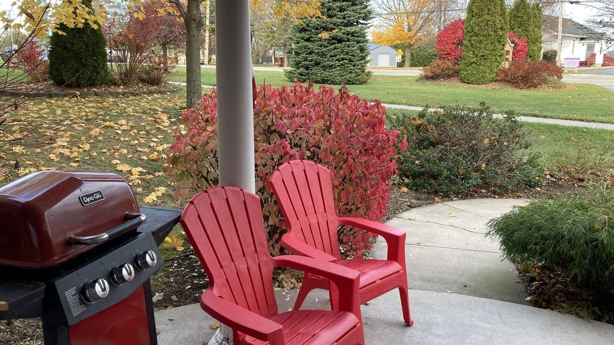 Garden House | BIG Townhouse in Central U.P. on Garden Peninsula near Lake Michigan, 1 HR to Pictured Rocks