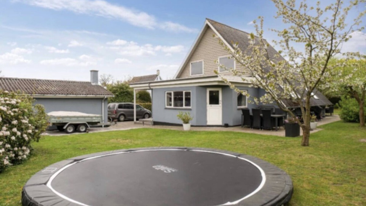 Stege Villa | Big villa near MØNS KLINT stege with Trampoline