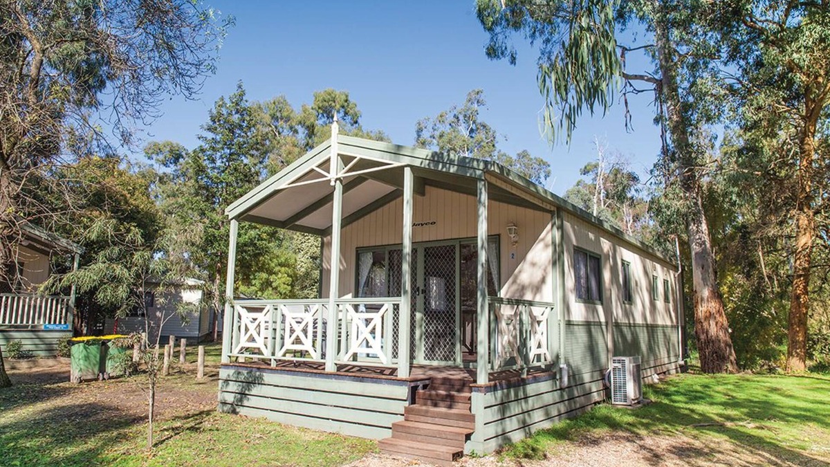 Doncaster East Hotel | BIG4 Crystal Brook Tourist Park