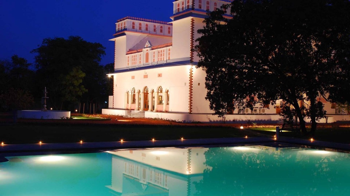 Bijaynagar Hotel | Bijay Niwas Palace 14 Kms from Rampura Agucha