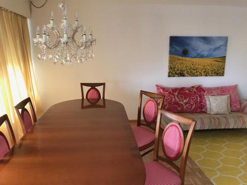 Zollikofen Apartment | Bijou Appartment