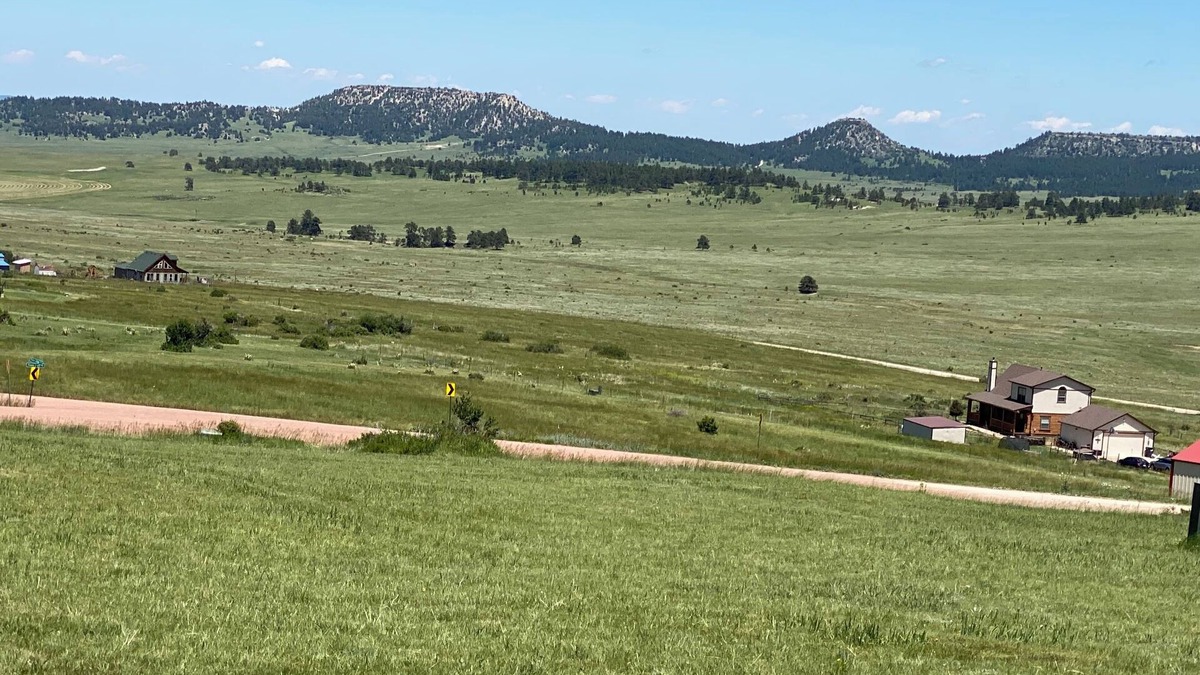 Peyton House | Bijou Basin View Star Wagon