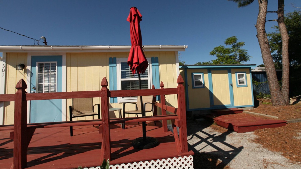 Morehead City Apartment | Bijou Bungalow