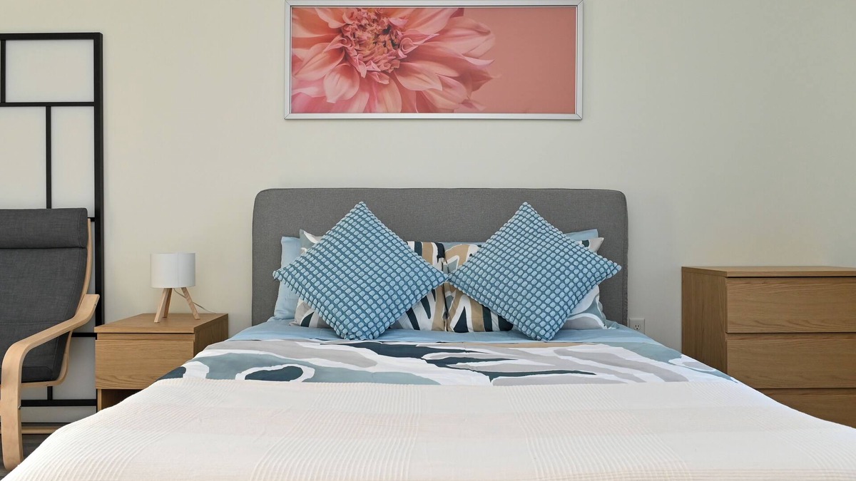 Timberlea Apartment | Bike, Hike, Relax – Cozy Riverside Stay Near BLT & Bluff Trails