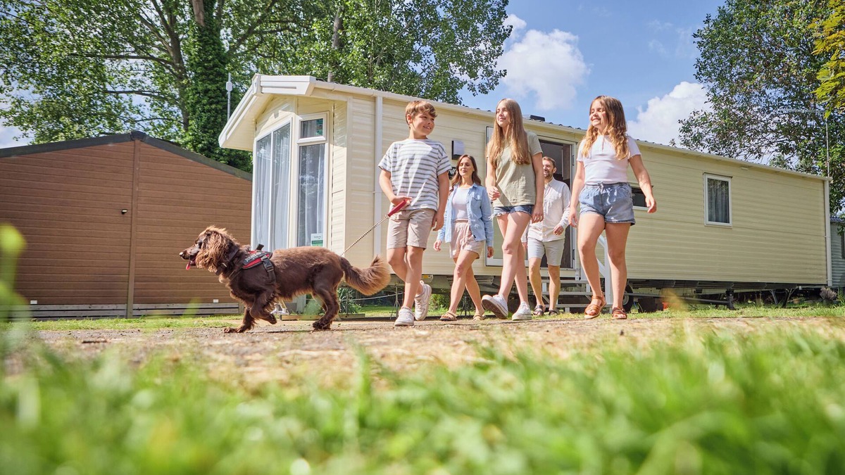Great Houghton RV Rental | Billing Aquadrome Holiday Park