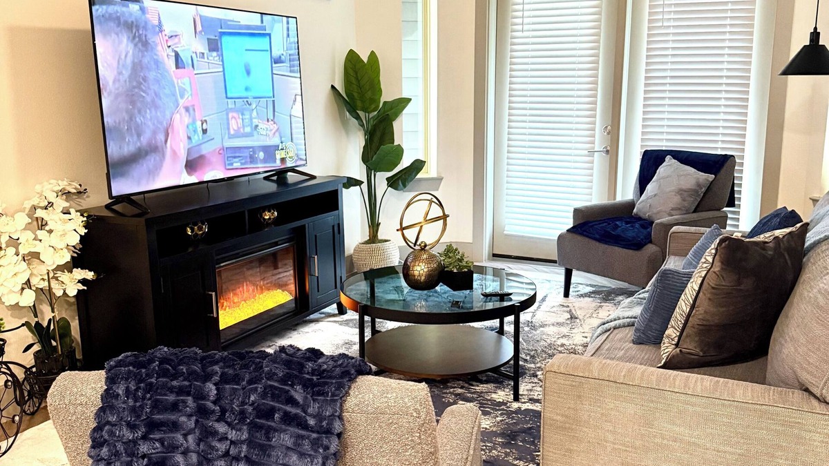 Addison Apartment | Billionaires Luxury Paradise