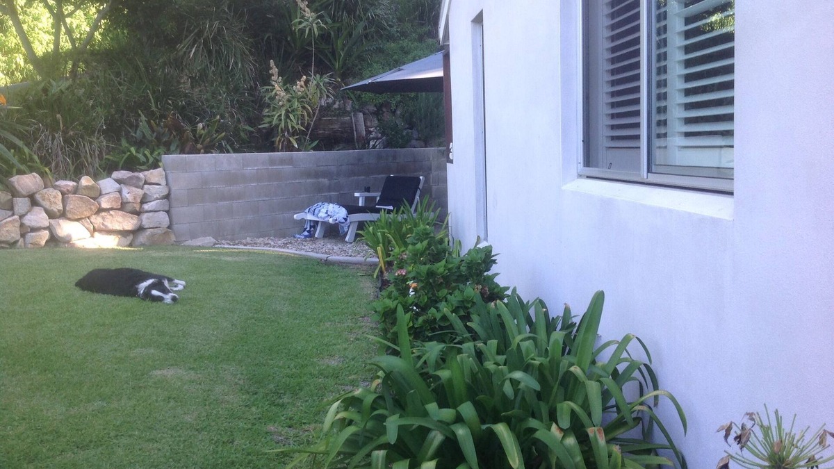 Coolum Beach House | Billy's Beach Retreat-Coolum Beach- Pet friendly home-linen included-free Wi-Fi