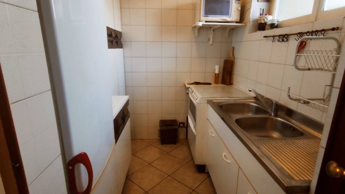 Lorenteggio Apartment | Bilocale luminoso con posto auto e colazione