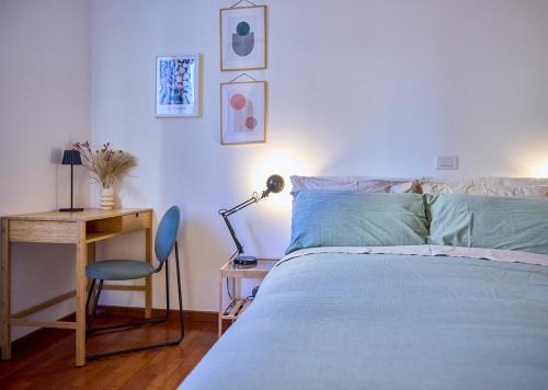 Lorenteggio Apartment | Bilocale silenzioso e accogliente Metro 4 Frattini - 15 minutes to city center