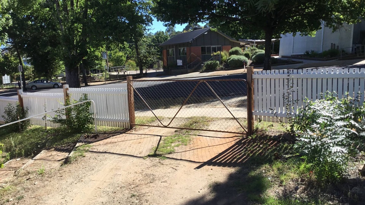 Yackandandah House | ‘Biloela’ Central Yackandandah Home near Epic Mountain Bike Trail