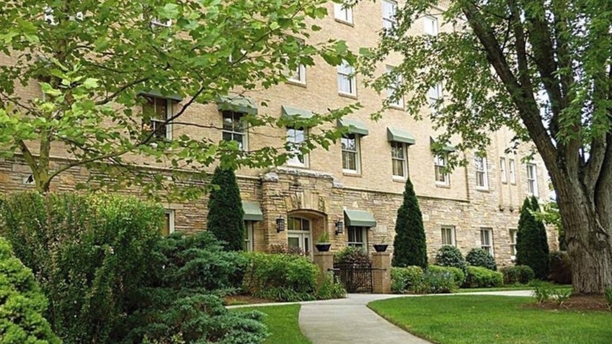 Asheville Villa | Biltmore Hideaway