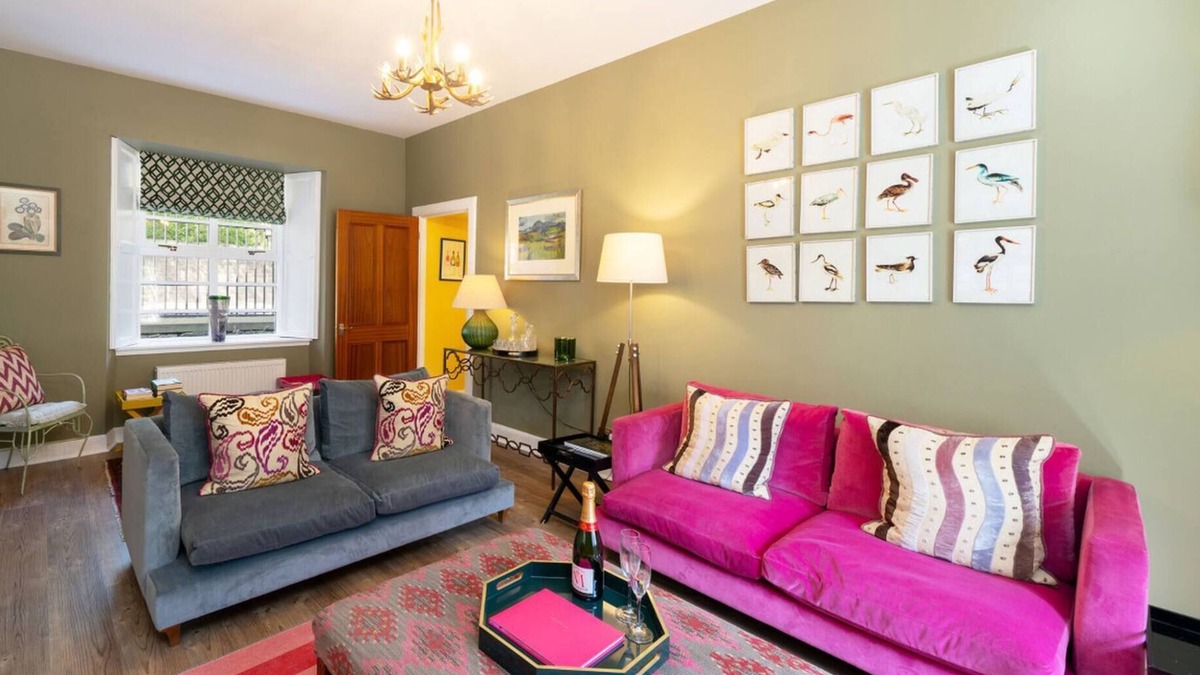Glenisla Ski Chalet | Binrock Lodge