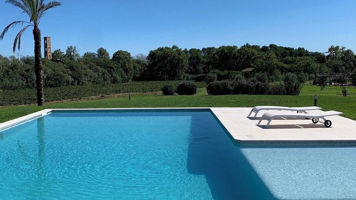 San Martin Sarroca House | Bio Resort Mediterraneo, modern house with vineyards, swimming pool and nature